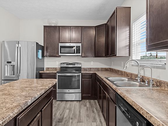 5th image of 11851 Fawn Crest Dr