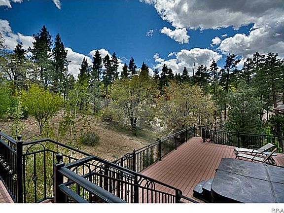 3rd image of 42685 Edgehill Pl