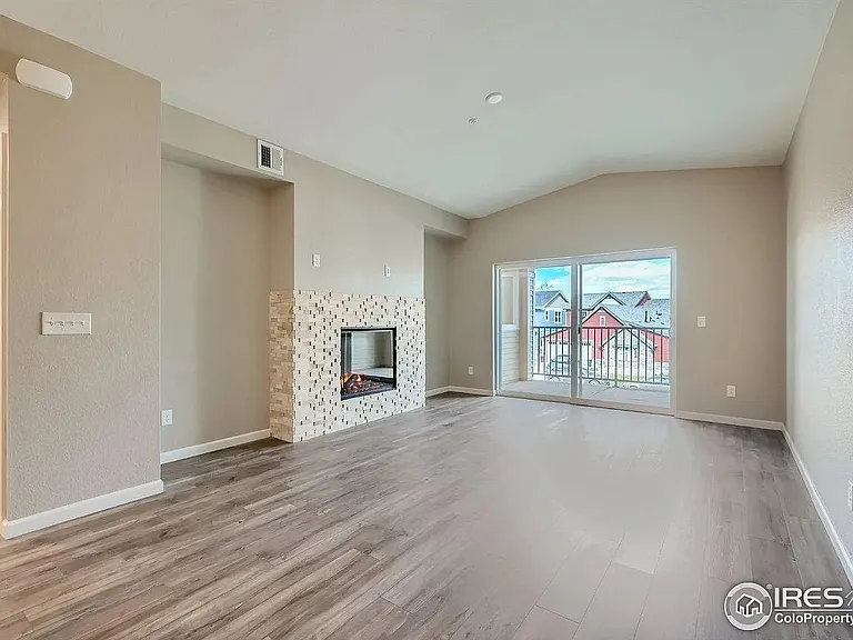 2435 Calais Dr #20-H — Photo 18