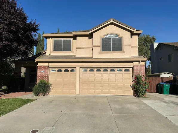 2320 Meadowbrook Dr, Lodi, CA 95242