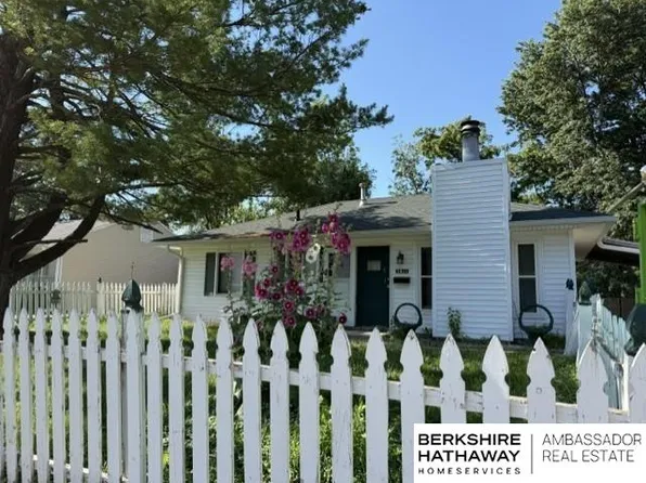 3811 Valley St, Omaha, NE 68105
