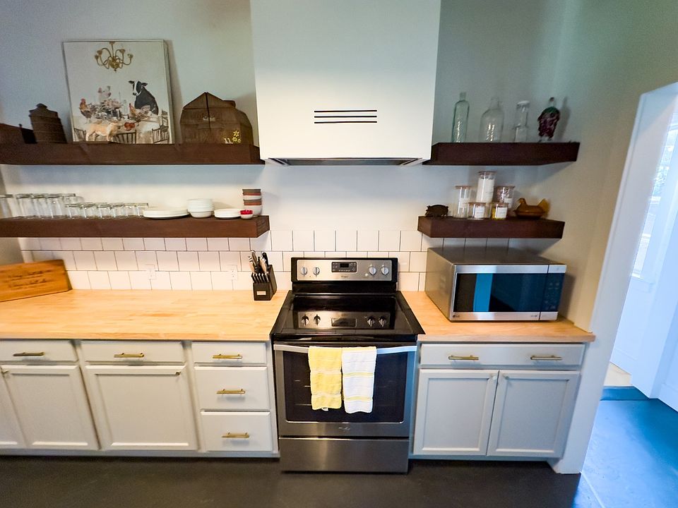 31st image of this home