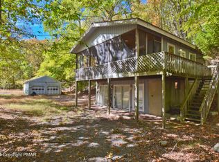 2156 Autumn Ct, East Stroudsburg, PA 18302