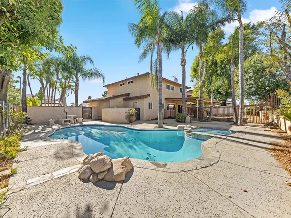 750 W Heather St, Rialto, CA 92376