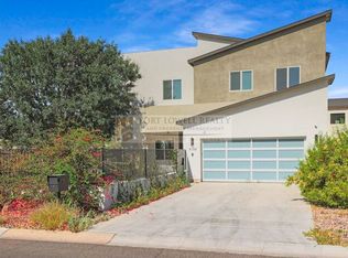 3102 N 37th St, Phoenix, AZ 85018