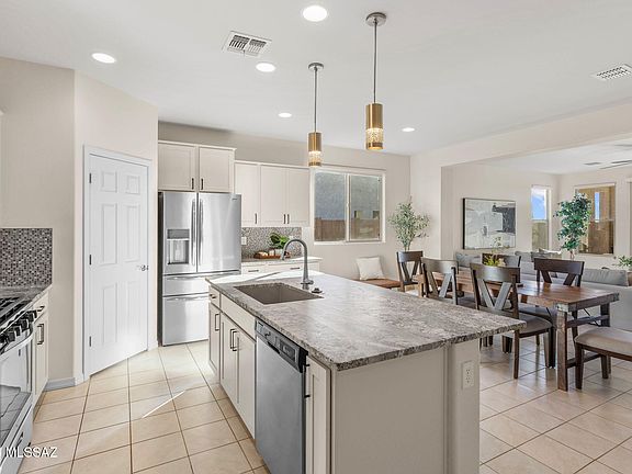 5th image of 11899 N Raphael Way