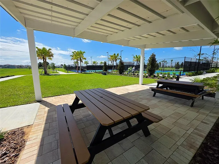 2587 Runners Cir — Photo 38