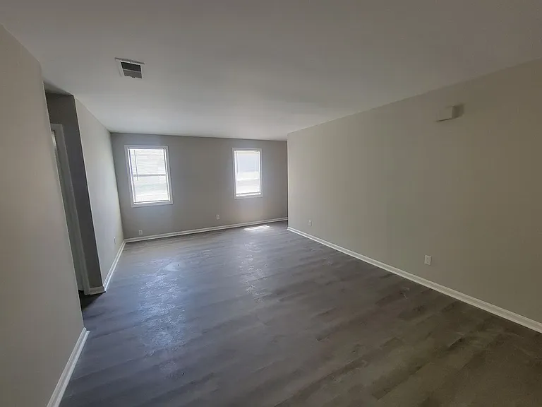 1546 Hamilton Dr #202 — Photo 7