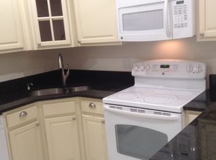 61 Grove St, Hackensack, NJ 07601