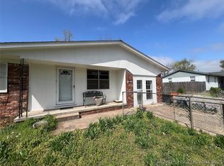 20871 S Rand Ave, Tahlequah, OK 74464