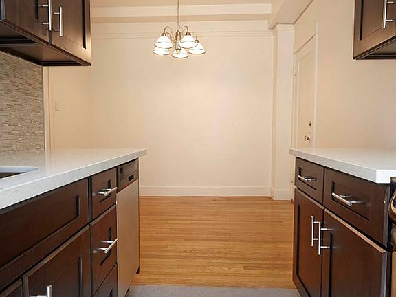 5th image of 2363 Van Ness Ave APT 301