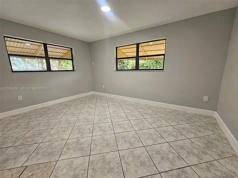 1373 NE 144th St #- — Photo 8