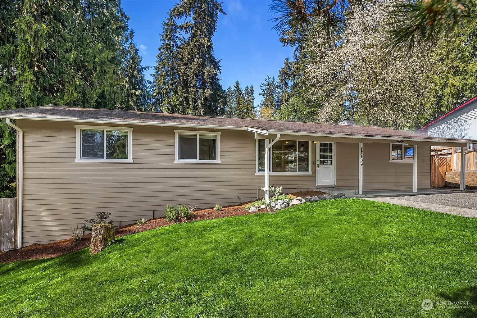 17709 199th Avenue NE photo 1