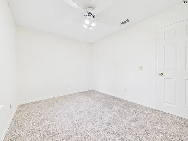 4844 Matterhorn Dr — Photo 31