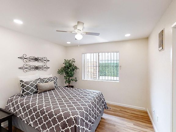 5th image of 4541 Texas St #1