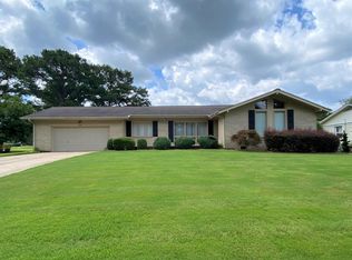 1208 Golden Rd SE, Huntsville, AL 35802