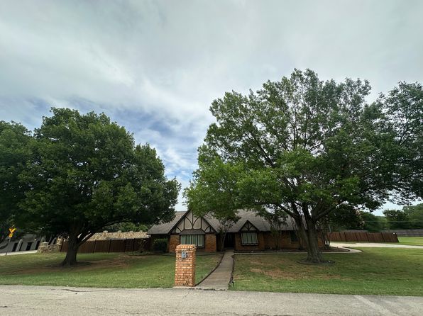 205 Westwood Dr