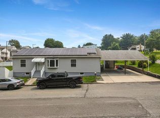 301 6th St, Coaldale, PA 18218