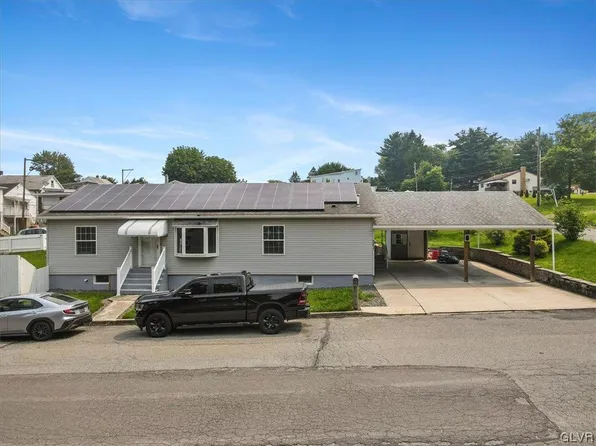 301 6th St, Coaldale, PA 18218