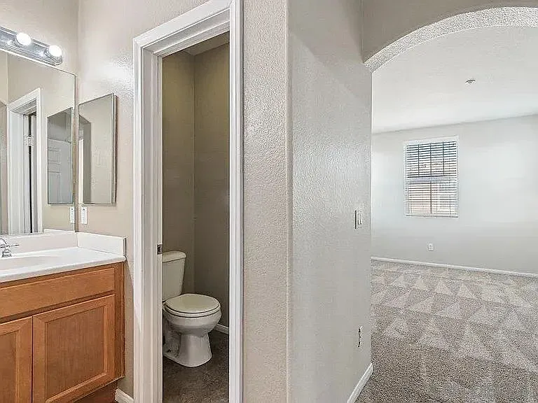 41543 King Palm Ave #5 — Photo 8