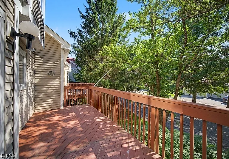24 Pine Hollow Ct — Photo 15