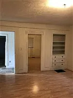 604 E Erie St #3 — Photo 7