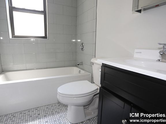 5th image of 5158 N Leavitt St #1E