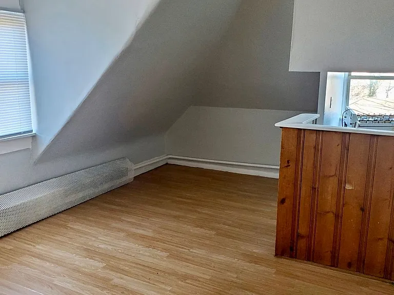 2860 Harrison Ave — Photo 20