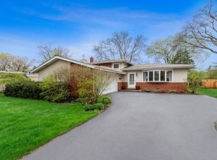 514 Elm St, Glenview, IL