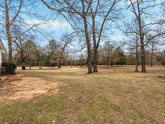 4th image of 2702 Rambo Cir