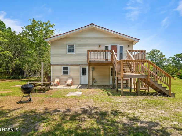 325 Electric Lane, Hampstead, NC 28443