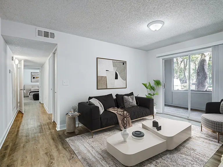 Chelsea Apartments — Photo 7