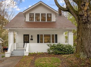 445 S Hawthorne Rd, Winston Salem, NC 27103