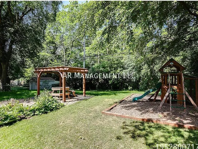 6416 Sherwood Ave — Photo 13