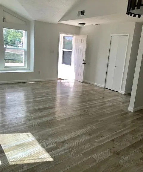 6387 Roadrunner Loop NE — Photo 2