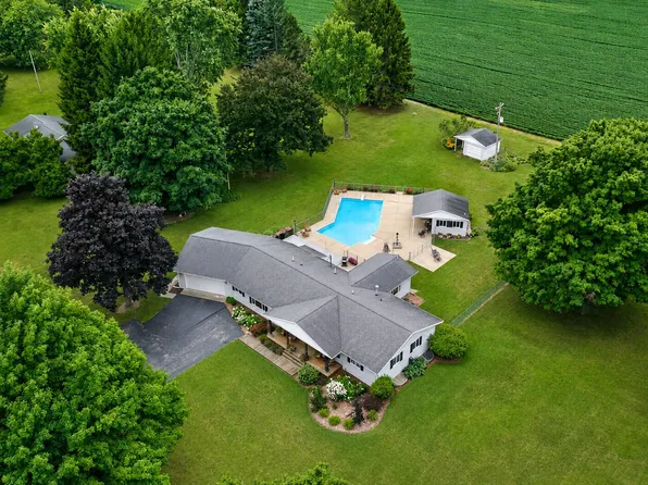 1062 S Parma Rd, Parma, MI 49269