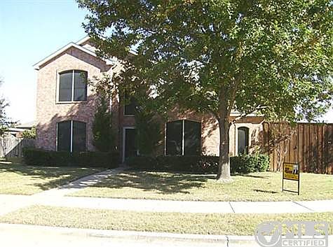 1st image of 702 Garnet Dr