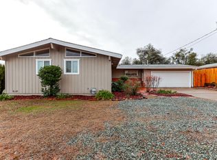 1497 Riviera Dr, Redding, CA 96001