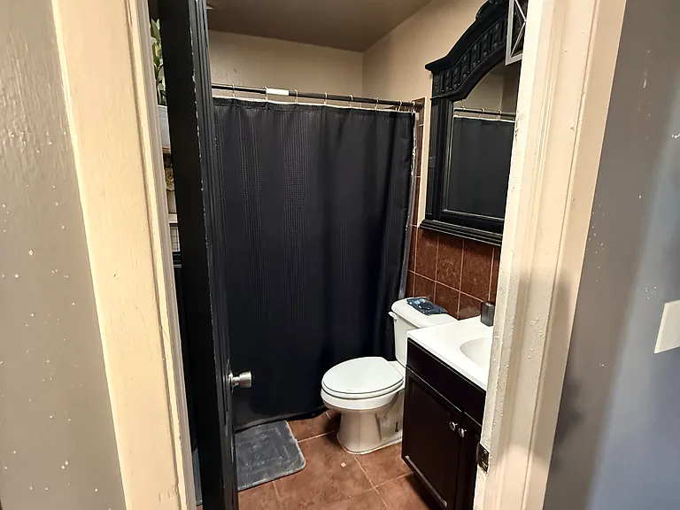 10443 Kendall St — Photo 21