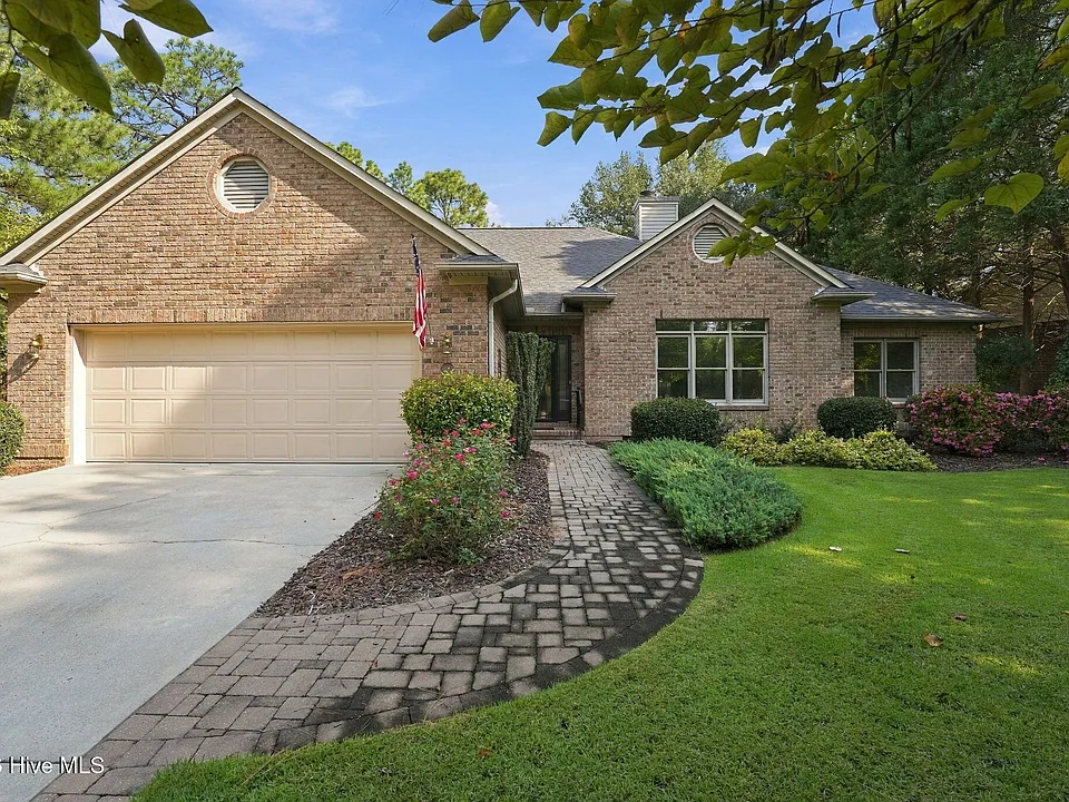 10 Eldorado Ln