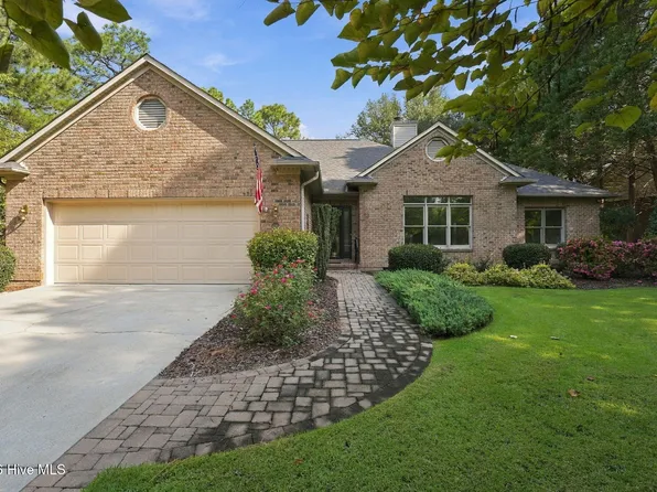 10 Eldorado Ln, Pinehurst, NC 28374