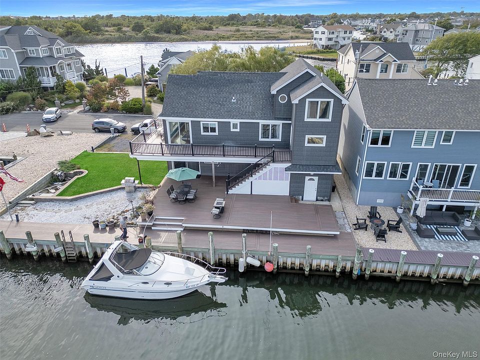1st image of 998 Pacific Street