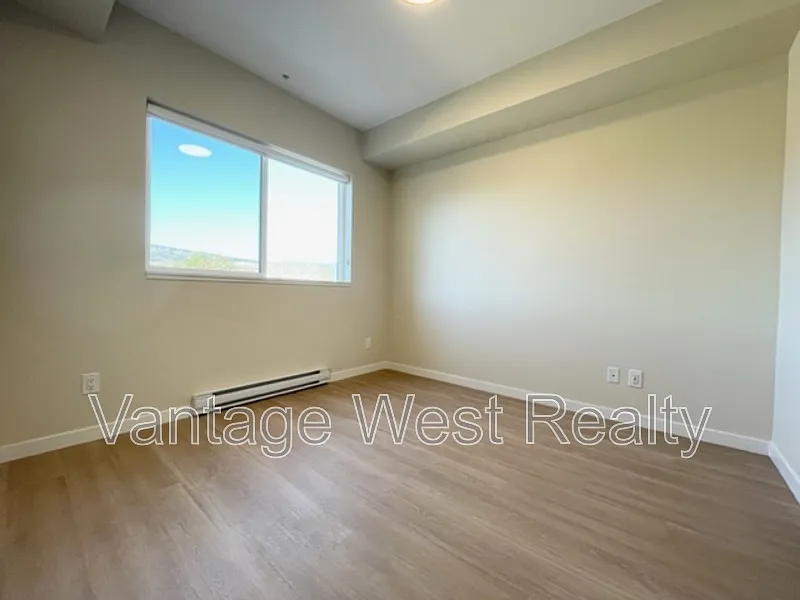 2 bed, 2.0 bath, $1,795 — Photo 4