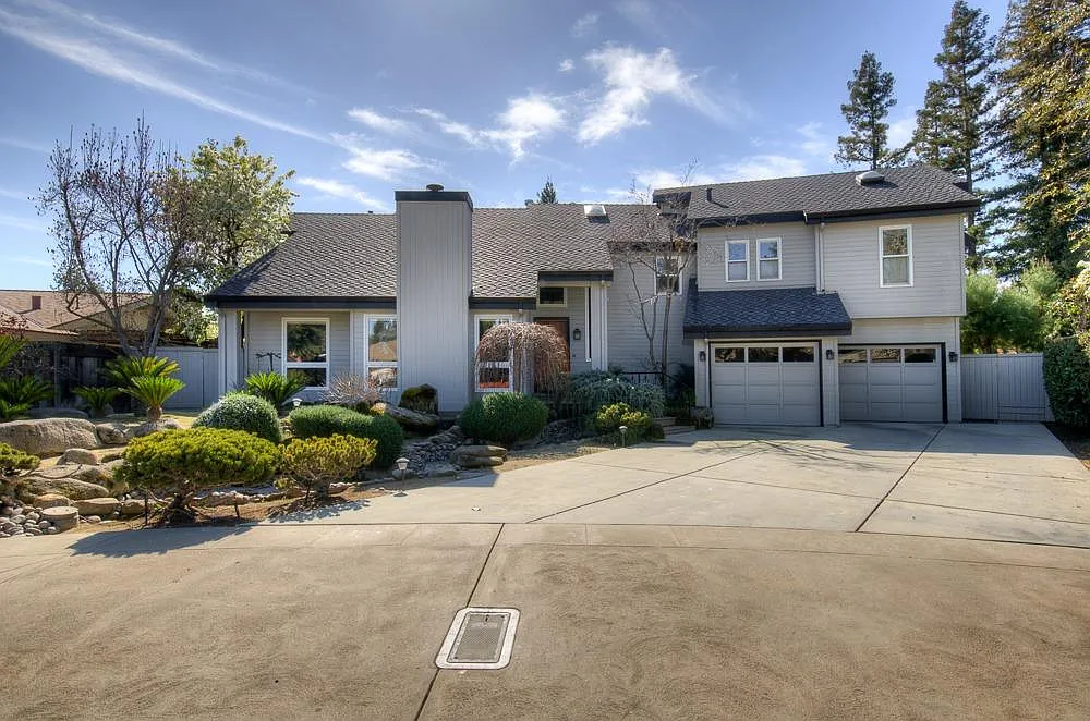 3433 W Los Altos Ave photo 1