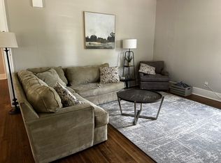 208 7th St NW, Rochester, MN 55901