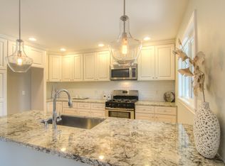 3209 Iowa St, Costa Mesa, CA 92626