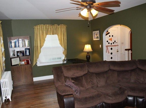 3rd image of 6022 Dryden Ave