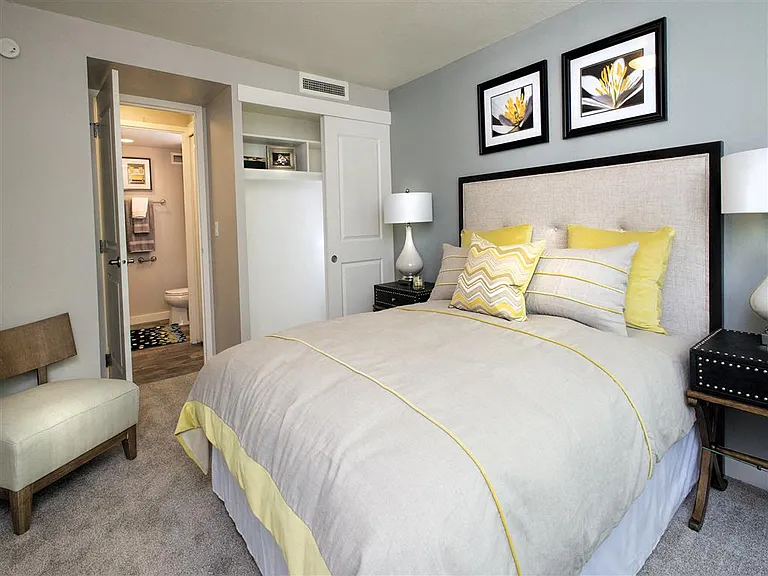 Harrison Tower Apartment Homes — Photo 12