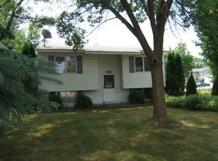 1615 Mary Ann St, Mt Pleasant, MI 48858