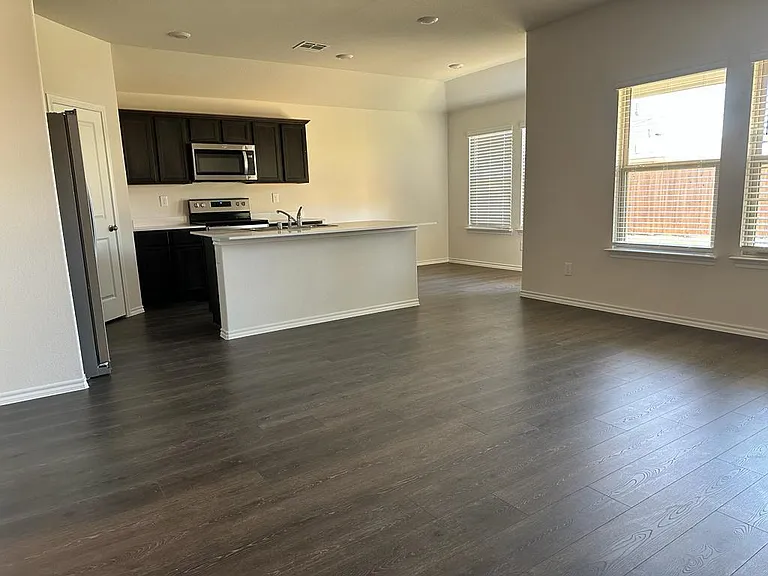 2312 Alamo Rd — Photo 4